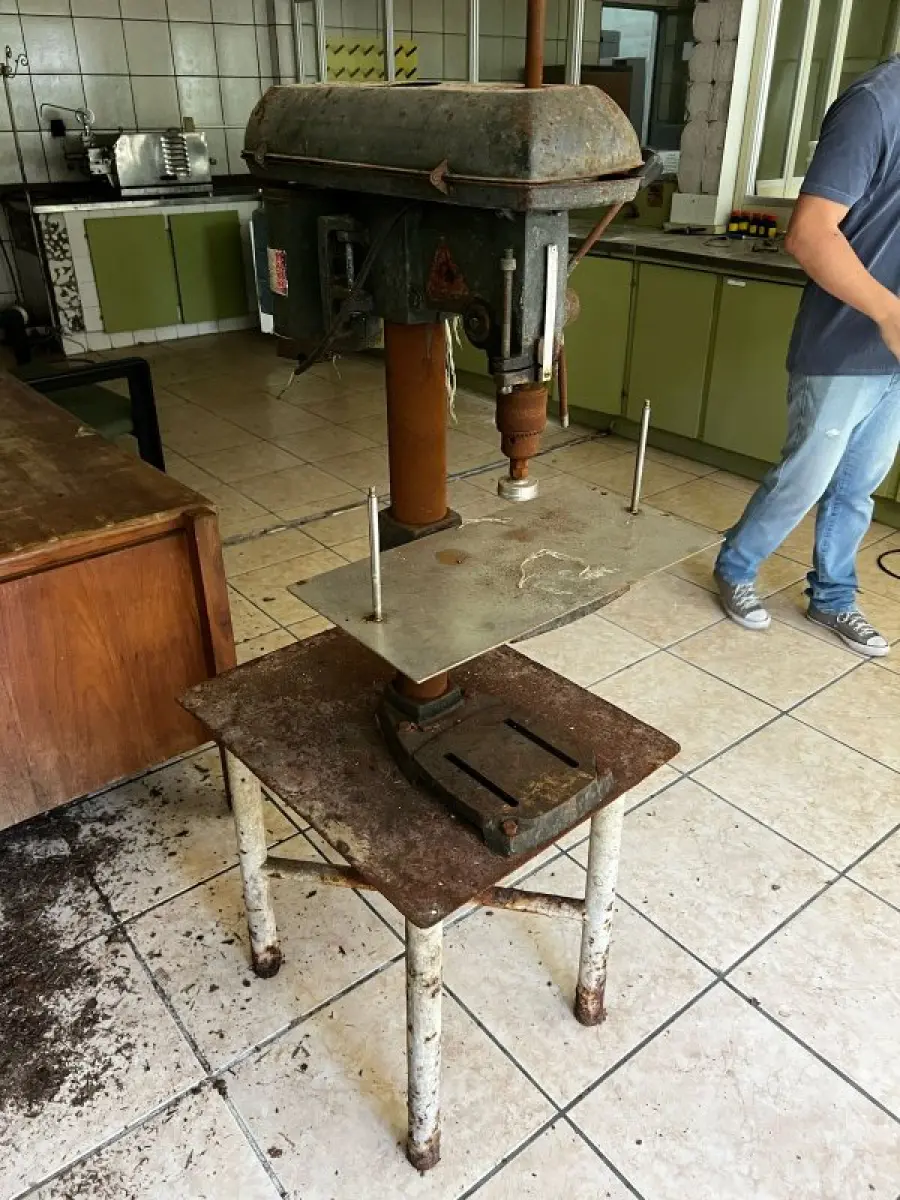 LOTE 016 - Laboratório