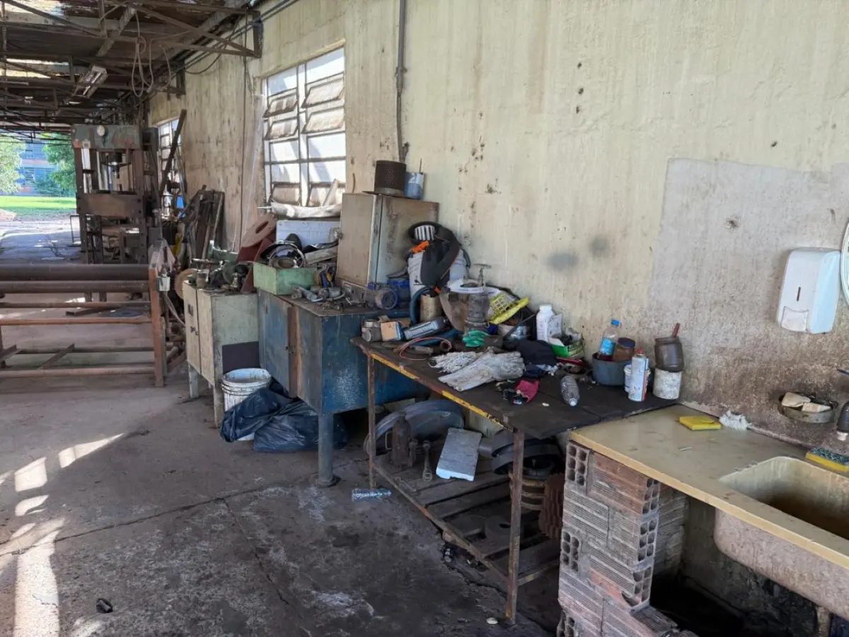 LOTE 001 - Lote sucatas