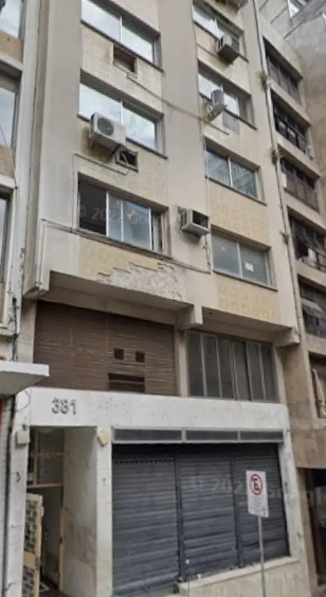 LOTE 000 - Os direitos e ações do apartamento número 603, do Edifício Bekaele, sito na Rua General Câmara, com entrada pelo número 381
