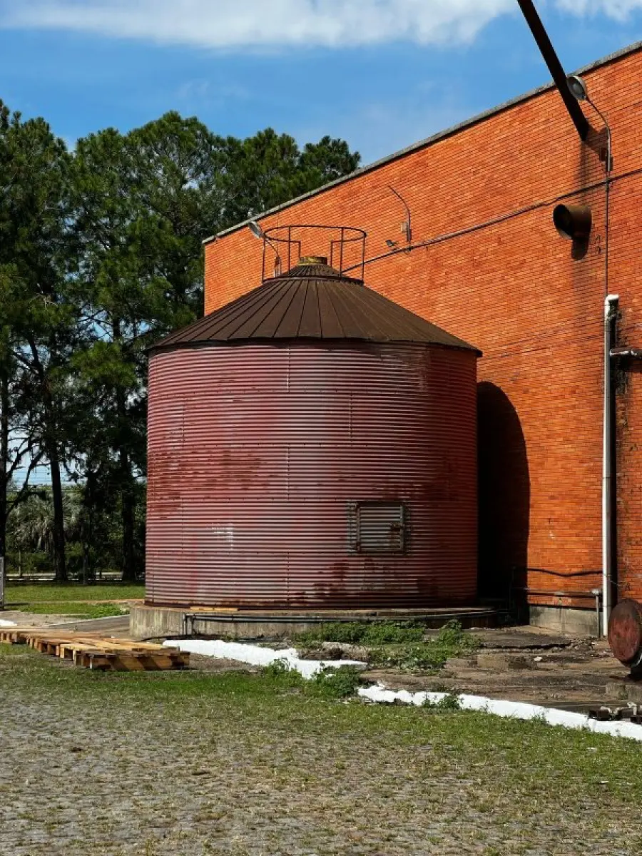 LOTE 002 - LOTE DE SILOS, ETC