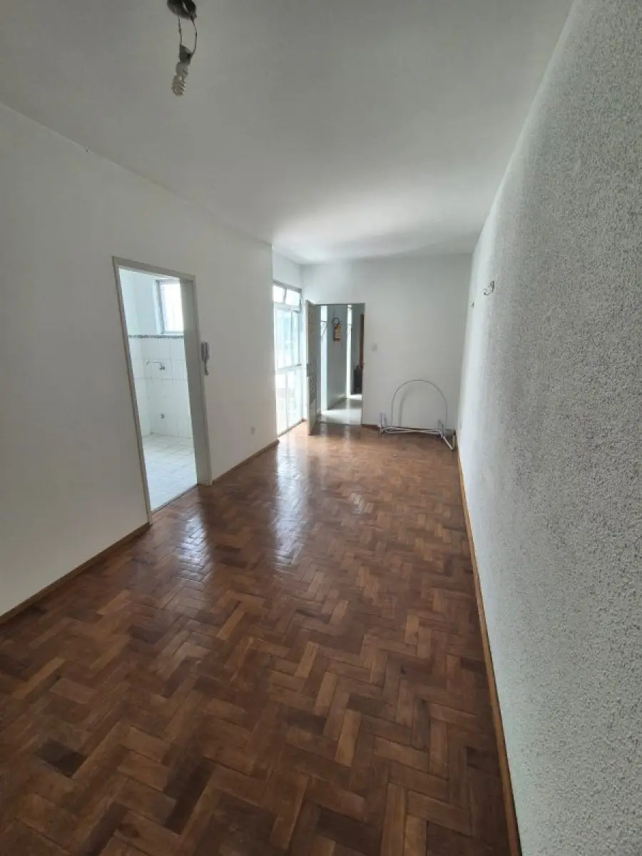 LOTE 001 - APT 201 NA RUA LOBO DA COSTA 119 EM PORTO ALEGRE, COM 74,34M2