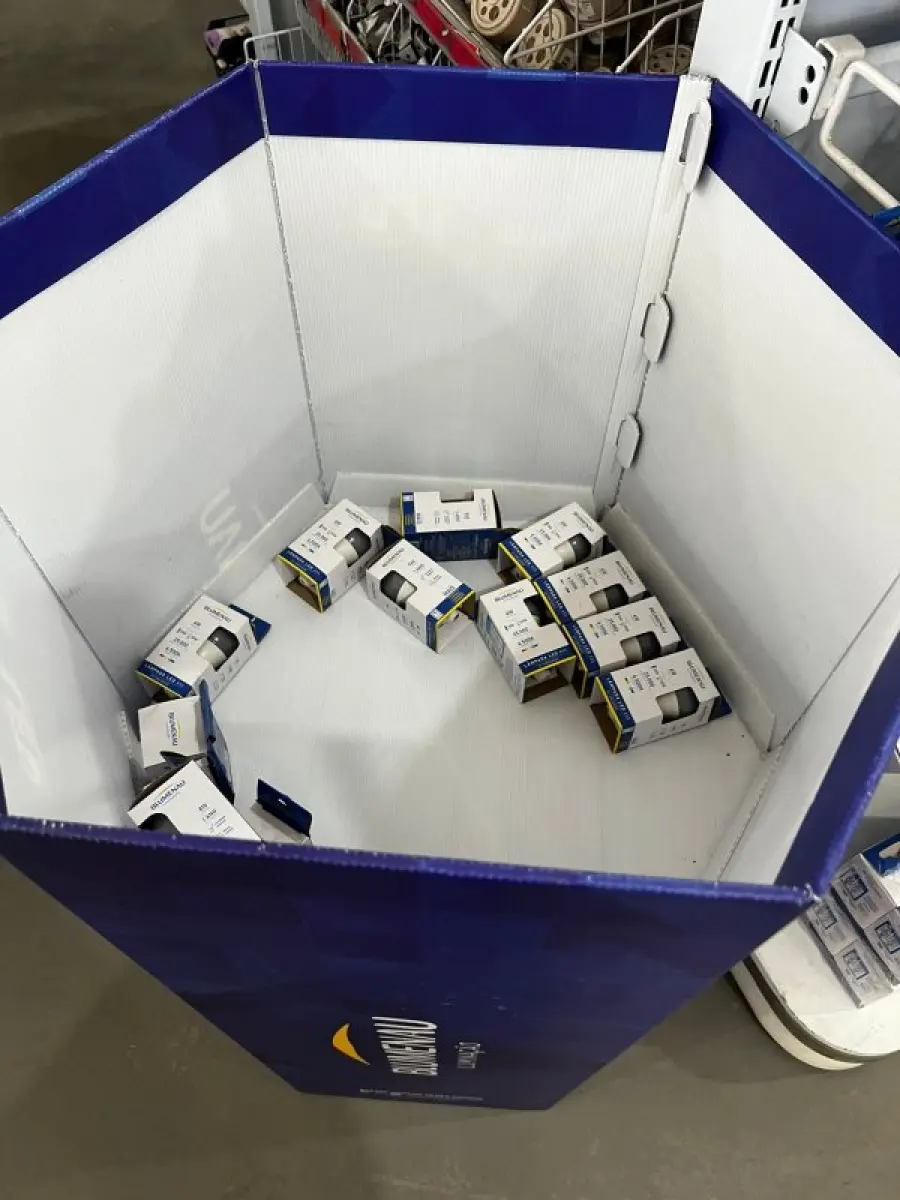 LOTE 002 - Lote englobado de todos os itens de ferragem