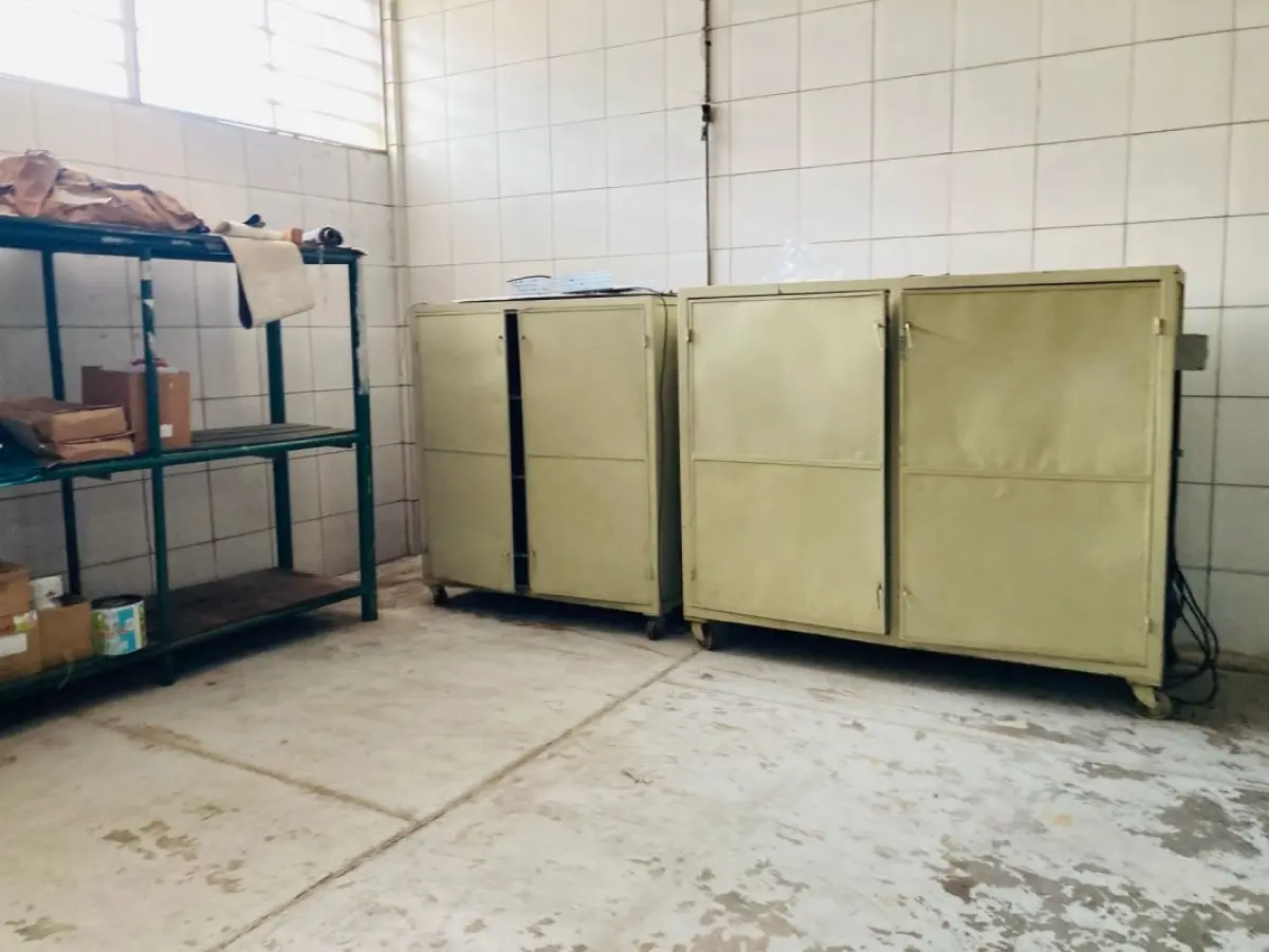 LOTE 026 - sala fria