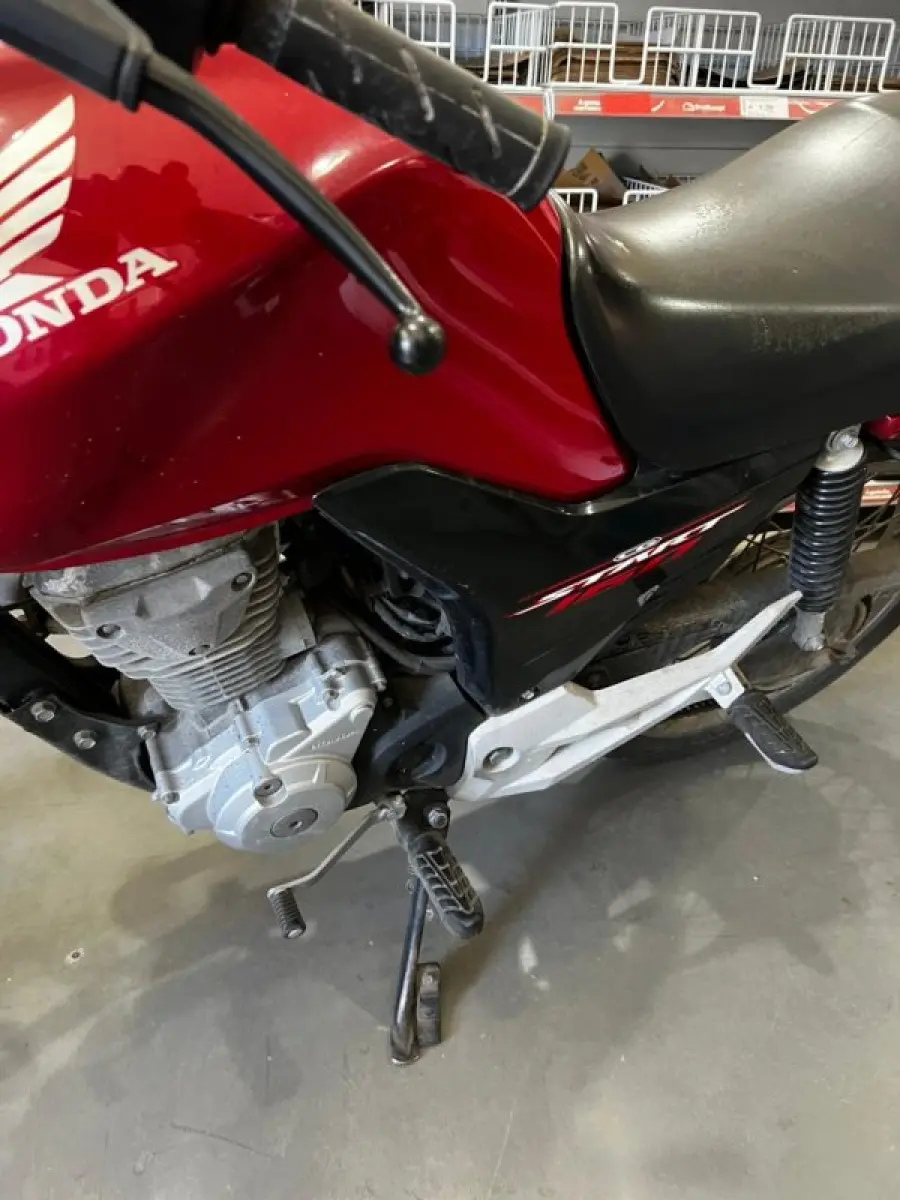 LOTE 003 - motocicleta Honda CG Fan, vermelha 2018/2018