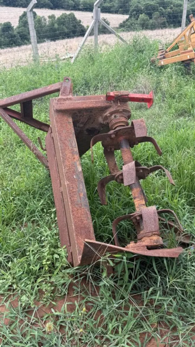 LOTE 129 - Rotativa