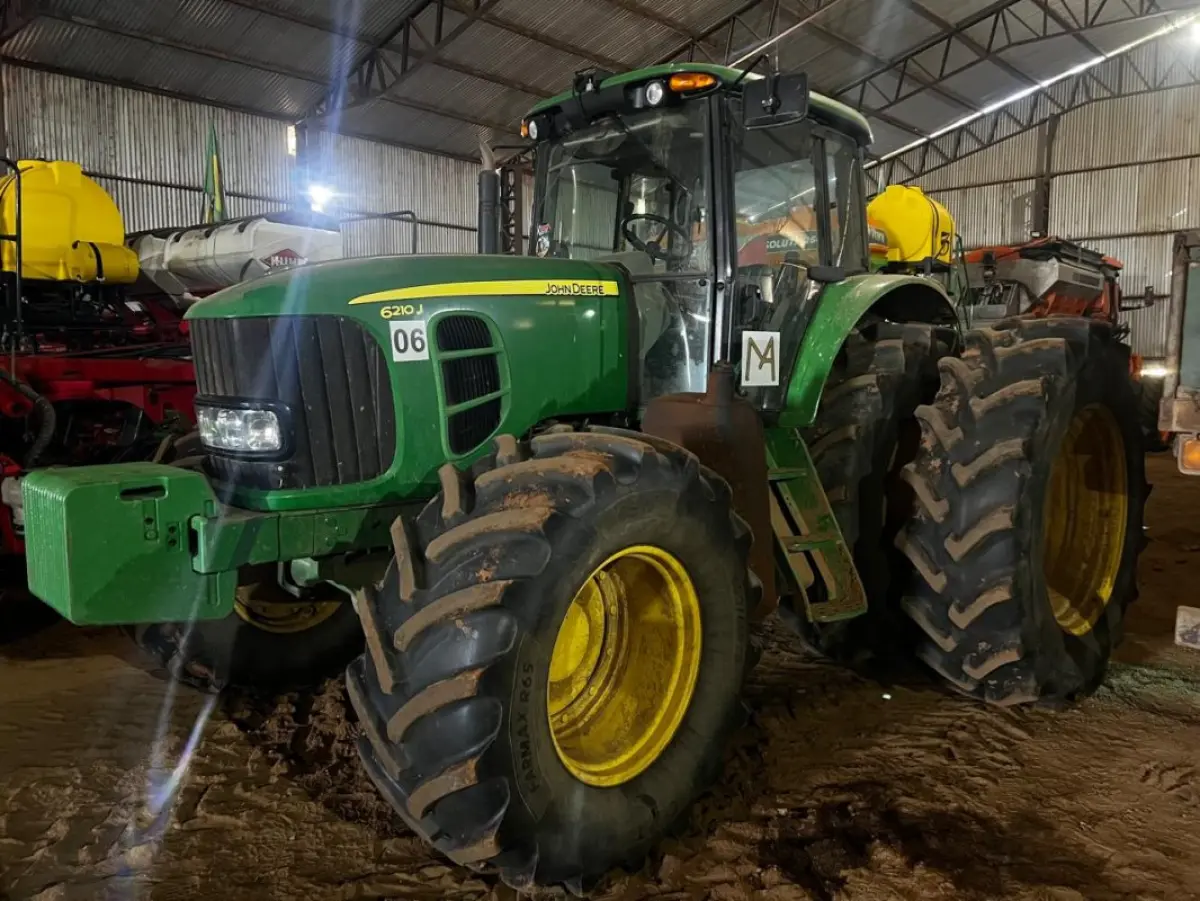 LOTE 157 - Trator 6210 JOHN DEERE 2022 - 1BM6210JEND670042