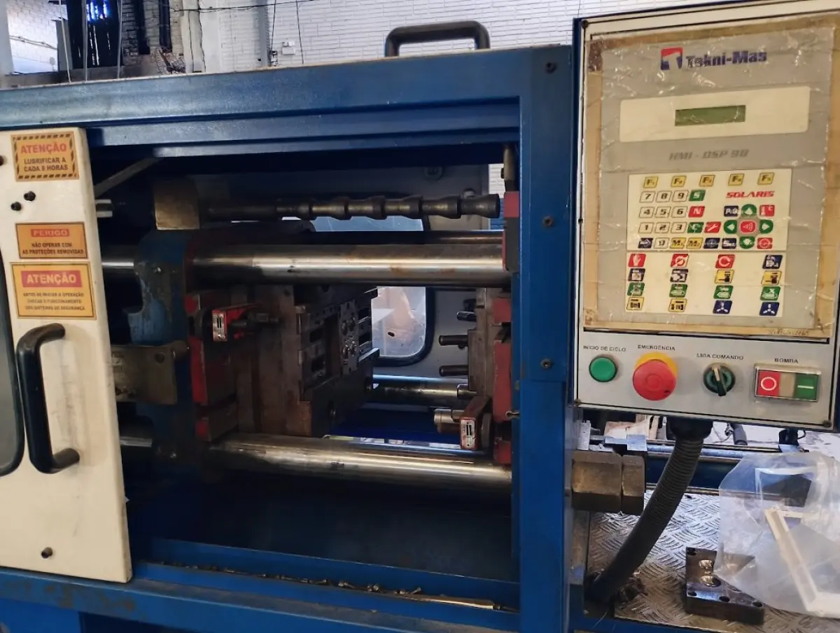 LOTE 034 - injetora Mas (painel rapid 1200 740 LHS (série 2002314089) 98 98 moldes