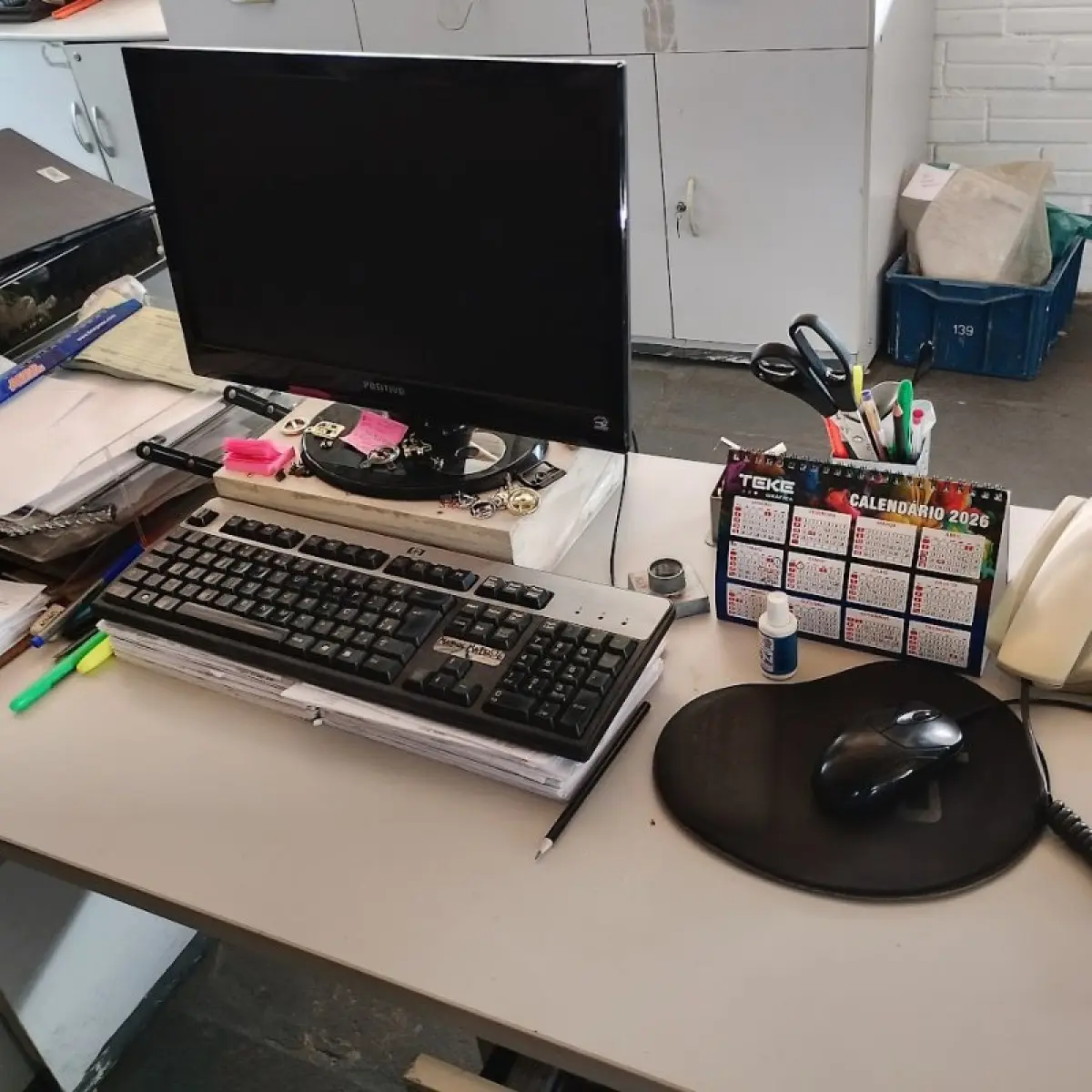 LOTE 014 - Térreo - Móveis E Equipamentos De Escritório Fábrica