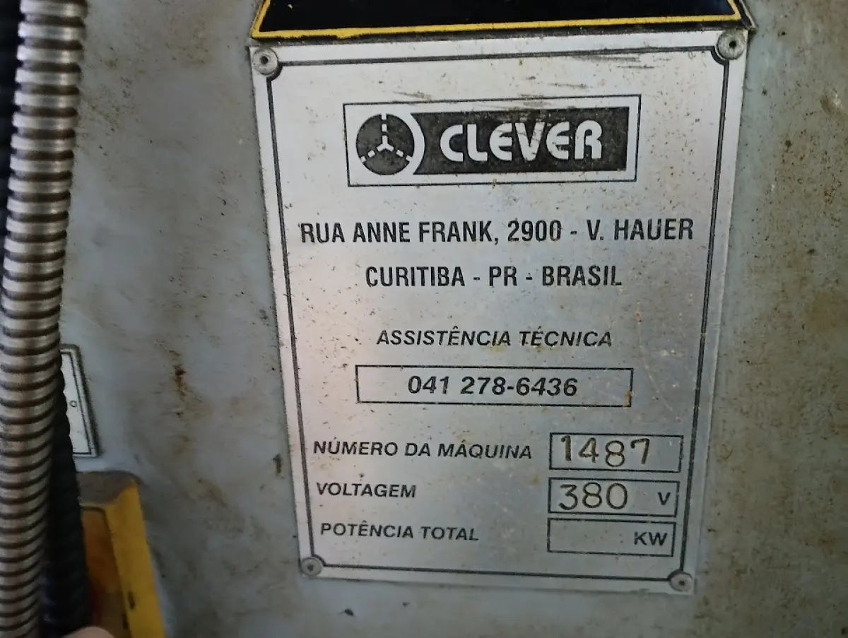 LOTE 067 - torno Clever