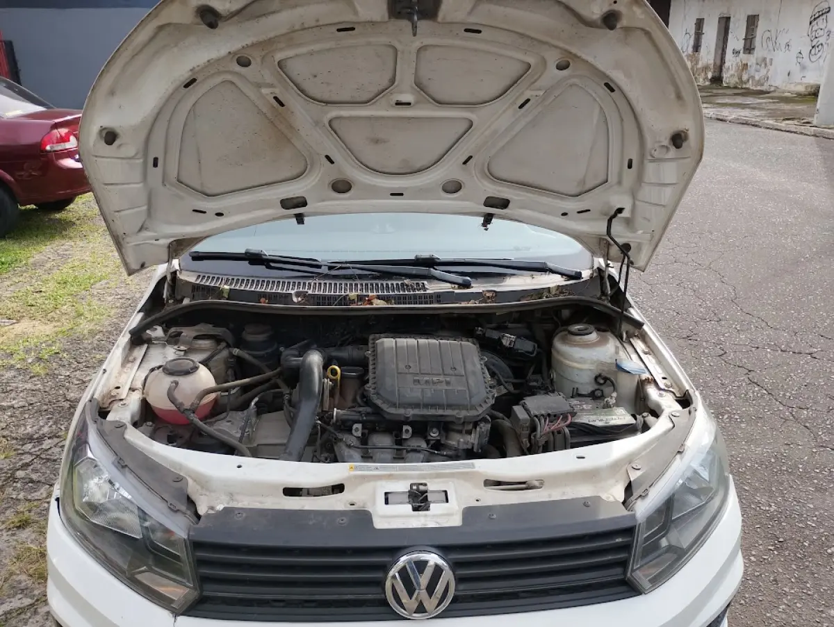 LOTE 004 - VVW Gol 4 portas Placa JBA2H81 ano mod 21/22