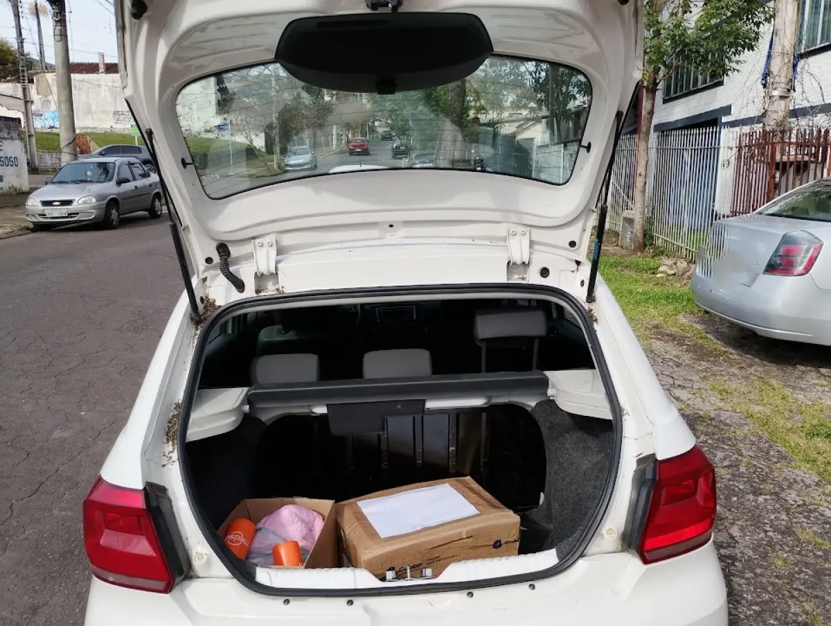 LOTE 004 - VVW Gol 4 portas Placa JBA2H81 ano mod 21/22
