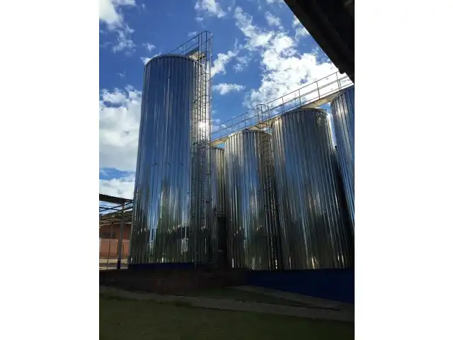 LEILÃO INDÚSTRIA DE LATICÍNIOS COMPLETA EM PAVERAMA – RS TODA MONTADA - CAPACIDADE DE 400.000 LIT/DIA