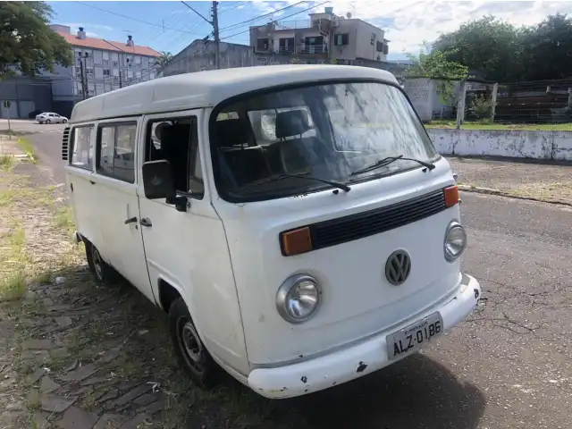 LEILÃO VEICULO WV KOMBI 04/05