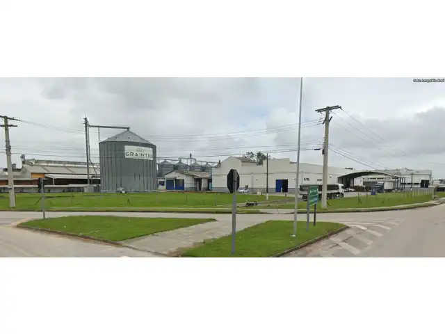 LEILÃO DE IMÓVEL INDUSTRIAL DE FRENTE PARA BR116 NA ENTRADA DE PELOTAS, EQUIPAMENTOS PARA INDUSTRIA E VEICULO