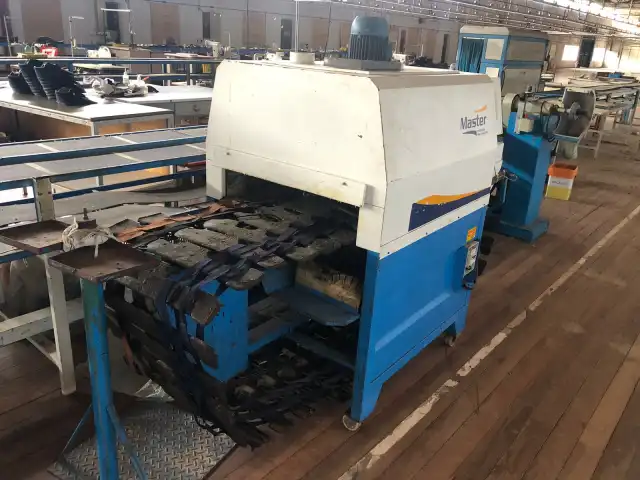 LEILÃO DE MÁQUINAS INDÚSTRIA DE CALÇADOS – BALANCIM – BAMBORE – PRENSAS – ESTEIRAS – AUTOCLAVE VEÍCULOS: FORD EDGE E MICRO-ÔNIBUS M.BENZ