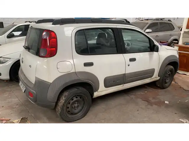 Fiat Uno Way 1.0    2012
