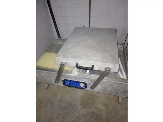 LEILÃO DE MAQUINA SELADORA