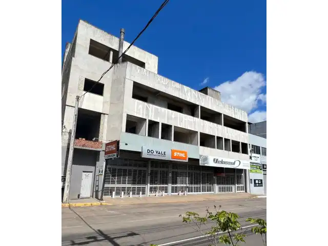 LEILÃO GRANDE PRÉDIO 2.415m2 EM NH – RUA SETE DE SETEMBRO COM LOCAÇÃO GARANTIDA