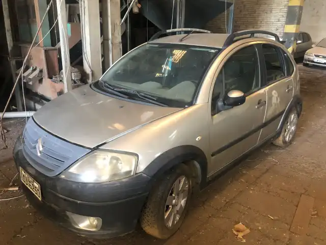 LEILÃO DE VEÍCULOS CITROEN/C3 07/08, FIAT/STILO 03/03, HONDA/CG 150 08/08, VW/VOYAGE 91/91, HONDA/CG 125 05/05