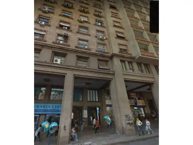 LEILÃO DE 2 SALAS NA BORGES DE MEDEIROS, CENTRO POA