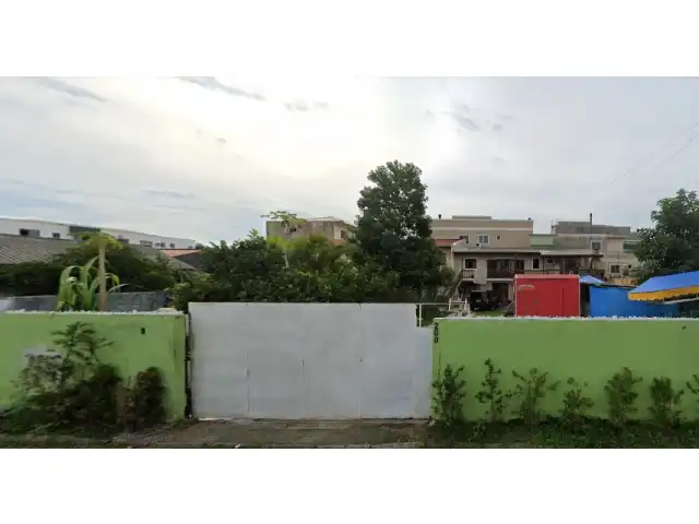 LEILÃO DE TERRENO DE 420M2 COM DUAS CASAS EM INGLESES/SC