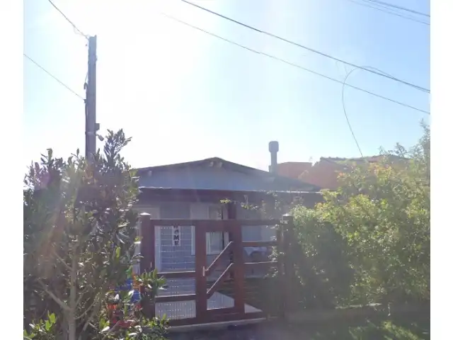 LEILÃO DE CASA 300m2 4 QUADRAS DO MAR EM MARIAPÓLOIS - OCUPADO