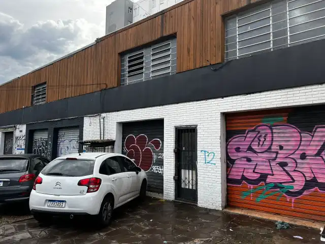 LEILÃO DE PRÉDIO NA AVENIDA JOÃO PESSOA, POA