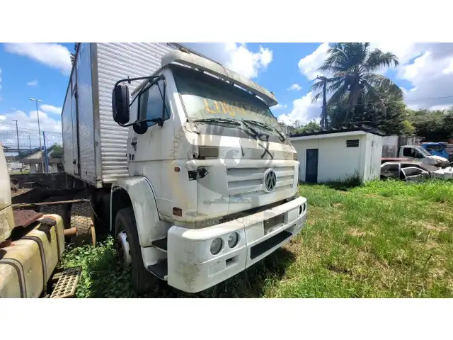 LEILÃO DE CAMINHÃO VOLKSWAGEN 17210 04/04