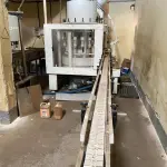 ENVASADORA DE 16 GARRAFAS E 4 TAMPAS