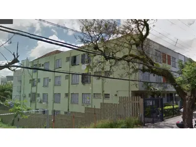 LOTE 001 - O apartamento nº 301 do Bloco A do Edifício Higeya, localizado na Rua Vicente da Fontoura nº 730, Bairro Santana, no segundo andar ou terceiro pavimento, de frente, à esquerda de quem de frente olha para o edifício, tendo a área privativa de 42,90m2, área total de 48,06m
