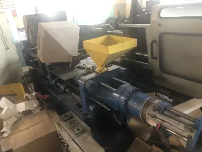 LOTE 003 - Injetora Pyro Py5/1000