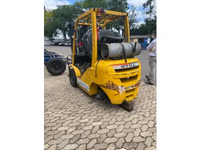 LOTE 001 - Empilhadeira Still CLX25
