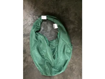 LOTE  - SAPATOS E BOLSAS FEMININOS