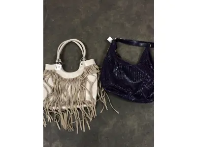 LOTE  - SAPATOS E BOLSAS FEMININOS