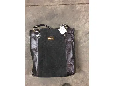 LOTE  - SAPATOS E BOLSAS FEMININOS