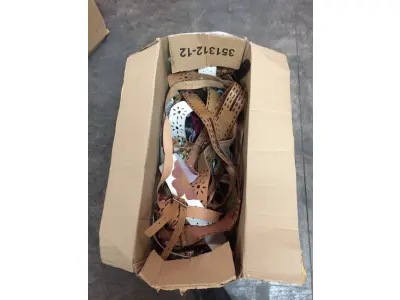 LOTE  - SAPATOS E BOLSAS FEMININOS