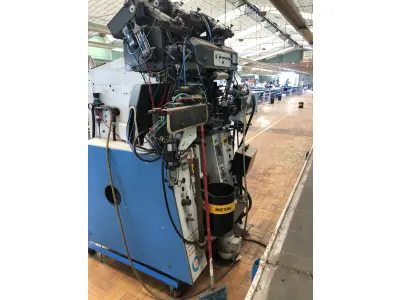LOTE 201 - Máquina de fechar traseiro USM