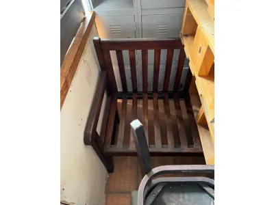 LOTE 001 - LISTAGEM GRANDE DE BENS DE LANCHERIA - PROJETOR, MESAS, CADEIRAS, FRITADEIRAS A GAS E ELETRICAS, FREEZERS, GELADEIRA, TELA, COMPUTADOR, LIXEIRA, FRIGOBAR,  FORNO CONVECTOR, CHAPA BIFETEIRA, AR CONDICIONADO SO FRENTE.