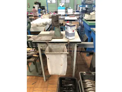 LOTE 316 - Máquina adaptada