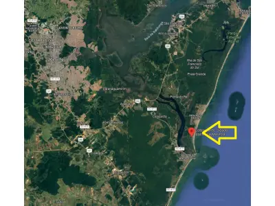 LOTE 002 - terreno, de forma retangular, sob n° 02, da quadra n° 93, do loteamento “Cidade Balneária Luzemar”,  área total de 360,00 m