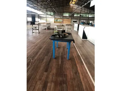 LOTE 213 - Mesa