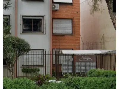 LOTE 000 - apartamento n° 111, do Edifício Praia do Forte, Bloco "B", situado na Rua Saturnino de Brito nº 380 com área real total de 67,73m2, área real privativa de 60,31m²