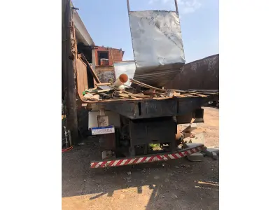 LOTE 003 - Caminhão Ford/Cargo 1622, fabricação/modelo 1999/1999, placa MAM9B04.
