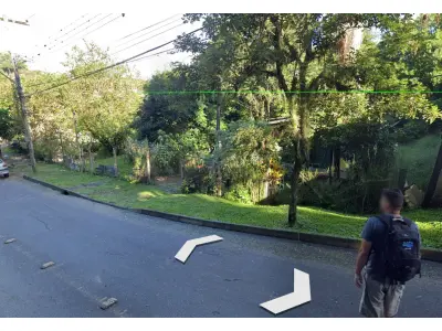 Lote 001 - o imóvel na r. liberal, s/n, bairro tristeza, com 2.667,28m2 aceita lance parcelado