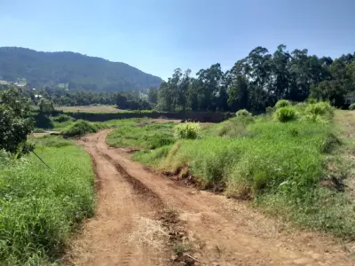 LOTE 001 - UPI DE FABRICA DE TIJOLOS - CERAMICA COMPLETA - CAMINHOES - EMPILHADEIRA -ESCAVADEIRA - SEDE COMPLETA PRODUZINDO - 2 JAZIDAS ATIVAS E COM LICENÇAS - MAIS UM OUTRO IMÓVEL PARA SEDE FUTURA