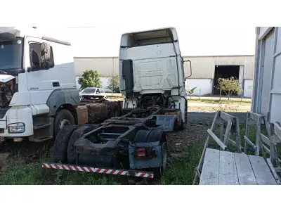 LOTE 002 - VolksWagen 25-420 Constellation 6x2 2p, fab/mod 2014/2015