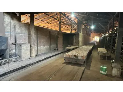 LOTE 001 - UPI DE FABRICA DE TIJOLOS - CERAMICA COMPLETA - CAMINHOES - EMPILHADEIRA -ESCAVADEIRA - SEDE COMPLETA PRODUZINDO - 2 JAZIDAS ATIVAS E COM LICENÇAS - MAIS UM OUTRO IMÓVEL PARA SEDE FUTURA