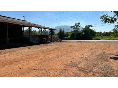 LOTE 001 - UPI DE FABRICA DE TIJOLOS - CERAMICA COMPLETA - CAMINHOES - EMPILHADEIRA -ESCAVADEIRA - SEDE COMPLETA PRODUZINDO - 2 JAZIDAS ATIVAS E COM LICENÇAS - MAIS UM OUTRO IMÓVEL PARA SEDE FUTURA