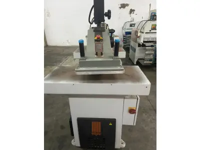 LOTE 003 - Balancin Hidraulico Multi Force C/ NR 12