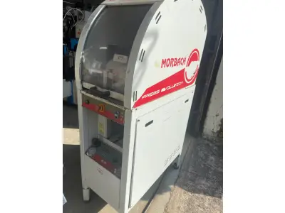 LOTE 052 - Prensar Solados Marca Morbach Modelo M 96 1 Lado